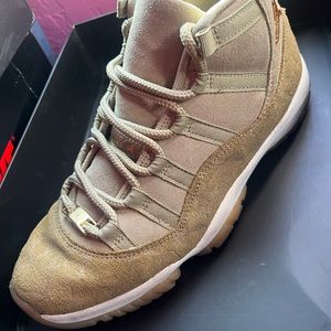 Jordan 11